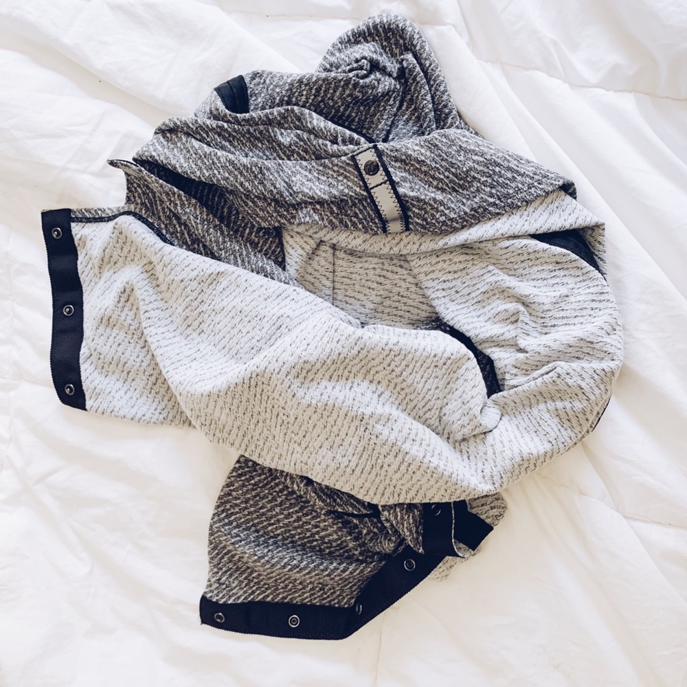 Lulu lemon scarf